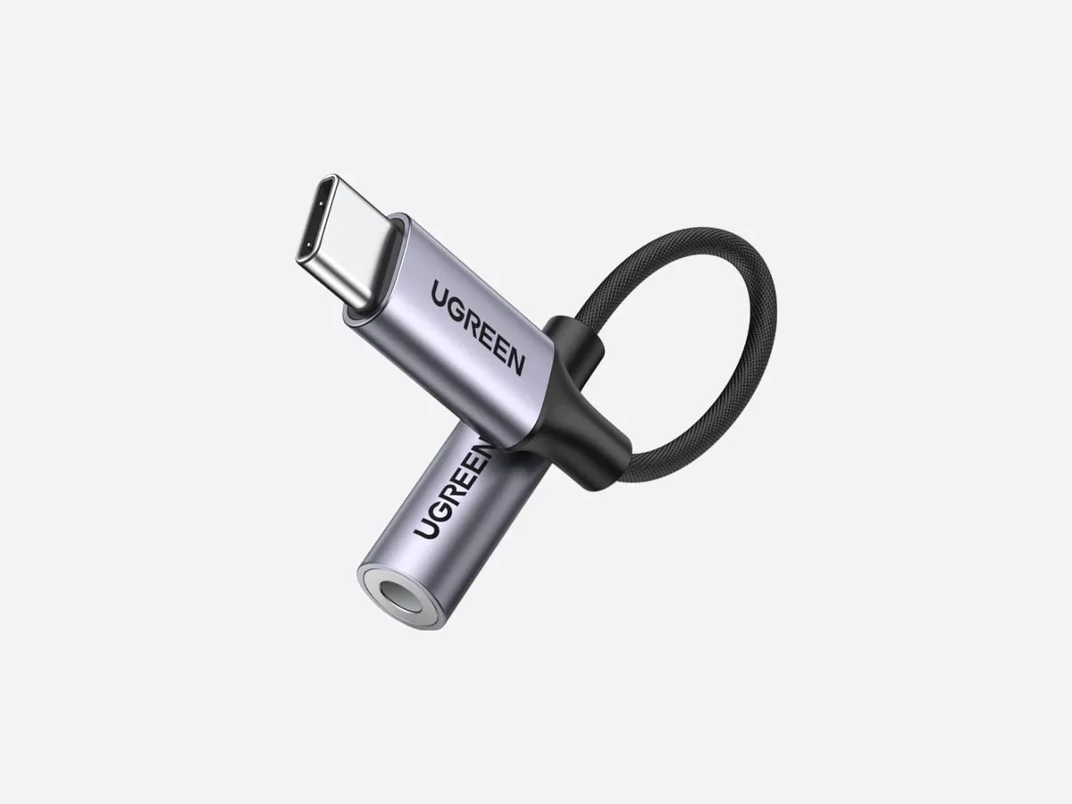 Câble USB-C UGREEN avec lanière.