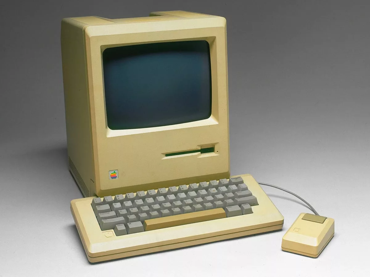 Ordinateur personnel vintage Macintosh.